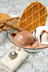 gelato vaniglia e cioccolato