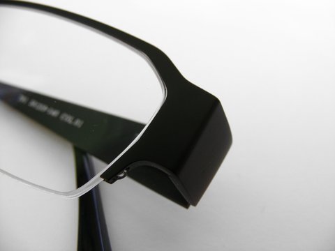 Spectacle lens