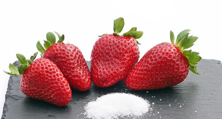 4 fraises au sucre