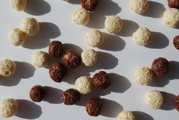 Rozrzucone Chrupki © Jacek Rodak