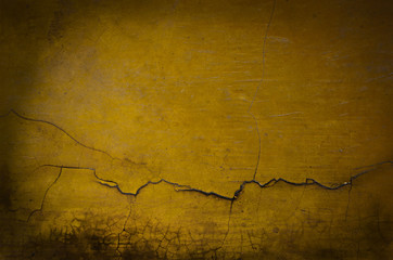 details of yellow horizontal cracking wall