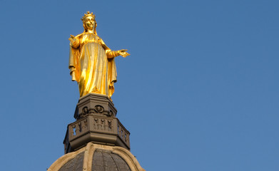 Fototapeta na wymiar Notre Dame de Fourvière