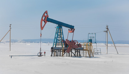 The pump for pumping oil
