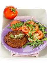soy steak with arugua and tomatoes salad