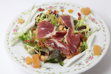 ensalada con jamon