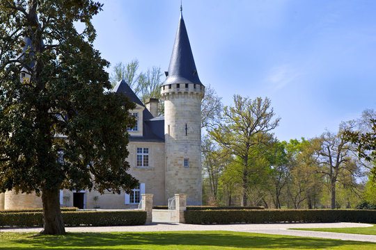 Ch&acirc;teau, M&eacute;doc, Bordeaux, viticole, parc, jardin, riche