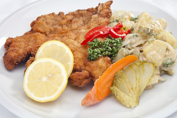 Vienna schnitzel with vegetables