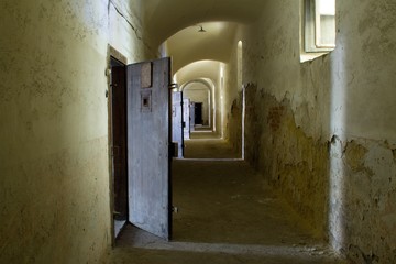 Hall prison