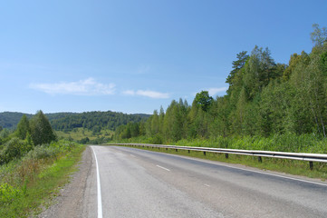 Naklejka premium Road in the mountains