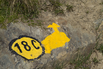 signal of a mountain trail