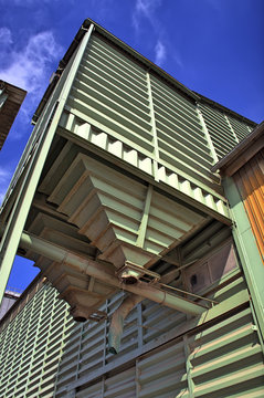 Silo &agrave; c&eacute;r&eacute;ales