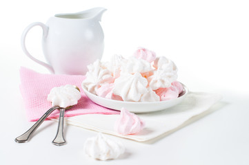 Obraz na płótnie Canvas white and pink meringues