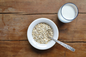 oat-flakes with milk