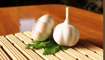 Garlic on the table