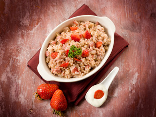 risotto with strawberries and cream sauce