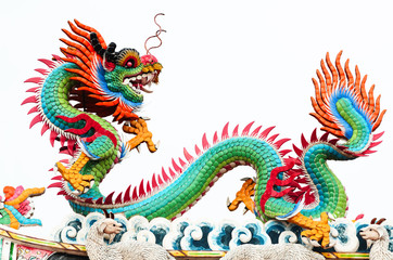 Fototapeta premium Chinese style dragon statue temple roof