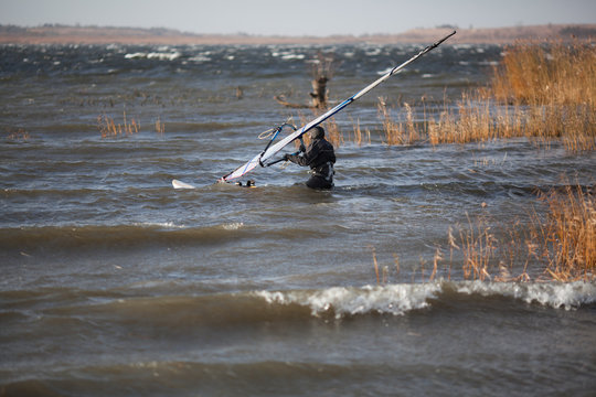 Windsurfer is preparing to start