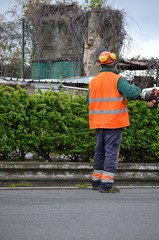 Operaio al lavoro