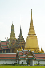 Fototapeta premium Wat Phra Kaew, Temple of the Emerald Buddha, Bangkok, Thailand.