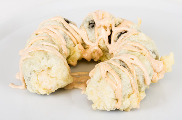 Japanese Cuisine -Tempura Maki Sushi (Deep Fried Roll made of sa