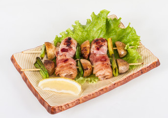 Bacon wrapped grilled Scallops with mushrooms and bacon