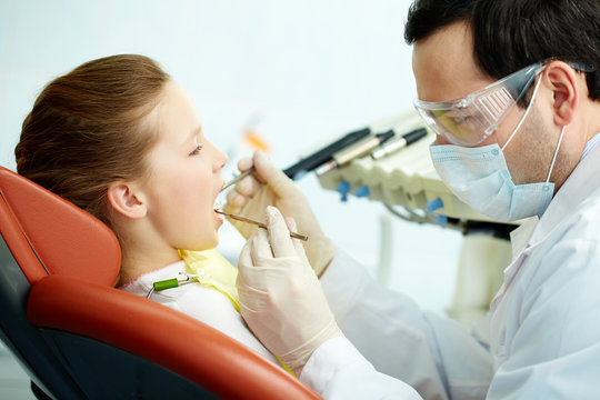 Teeth examination
