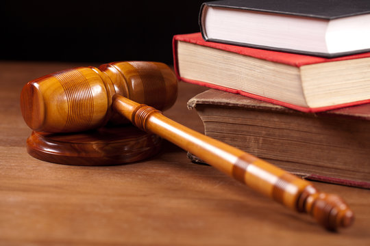 judge gavel and  law boks