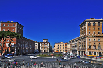 Fototapeta na wymiar Rzym, Piazza Venezia i Palazzo