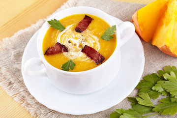 Pumpkin soup with smoked bacon