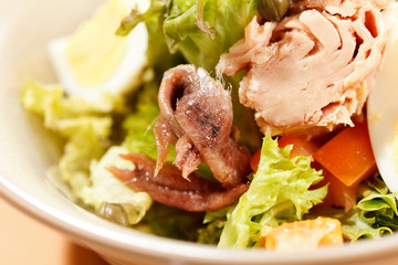 salad with tuna