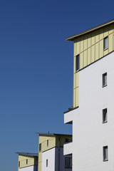 Fototapeta na wymiar Budynki mieszkalne w Kiel