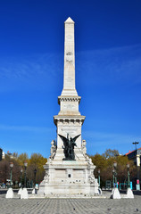 Fototapeta na wymiar Restauradores Square and Statue, Lisbon, Portugal