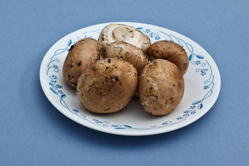 Bella mushrooms on plate