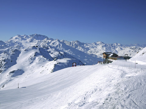 Fototapeta ski slope in 3 Vallees