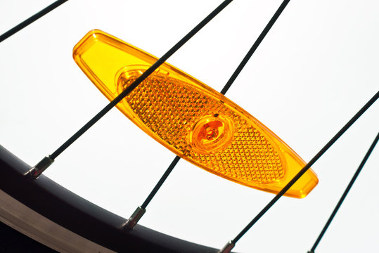 Speichen-Reflektor am Fahrrad