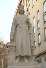 Metz - Statue de St Louis rénovée