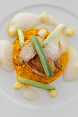 Perlhuhn auf Risotto