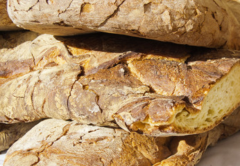 assortimento di pane cotto