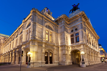 Fototapeta na wymiar Vienna State Opera, Sceny nocne