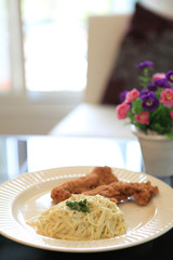 Spaghetti Carbonara with fried chicken