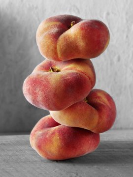 Stacked saturn peaches