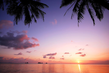 Fototapeta na wymiar Sea beach sunset background