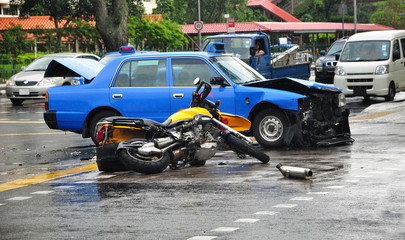 Fatal Road Accident between a Motorbike and a Taxi