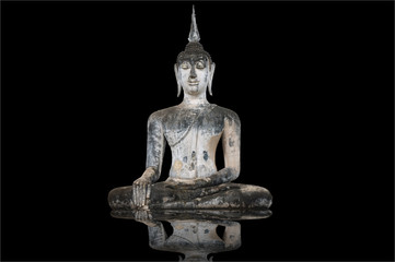 reflection buddha statue isolated