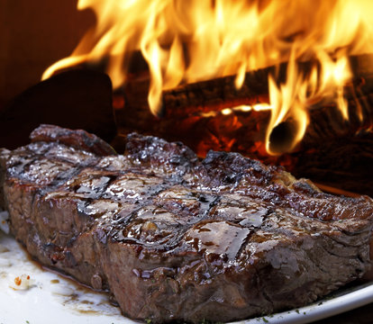 Carne grelhada