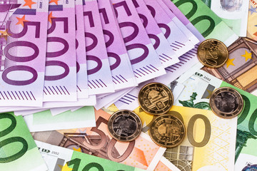 Viele Euro Geldscheine