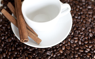 tasse de café cannelle