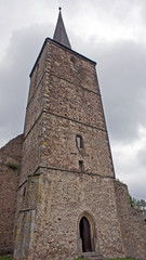 Fototapeta na wymiar Wieża średniowiecznego kościóła, Polska