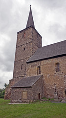 Fototapeta na wymiar Średniowieczney kościół z wieżą, Polska