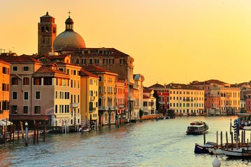 Zelfklevend Fotobehang Canal Grande in Venetië, Italië © beatrice prève